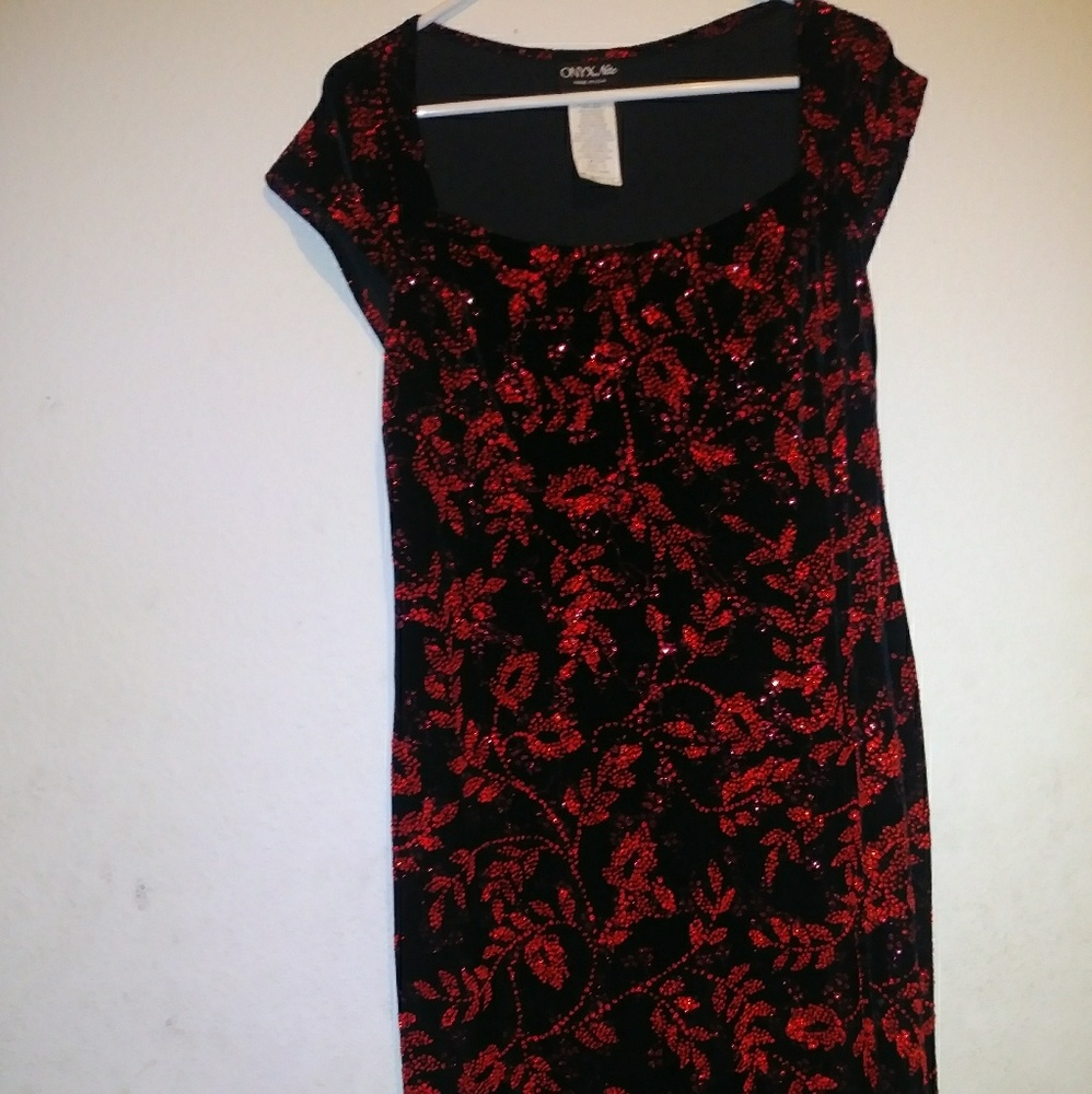 Onyx Nite dress